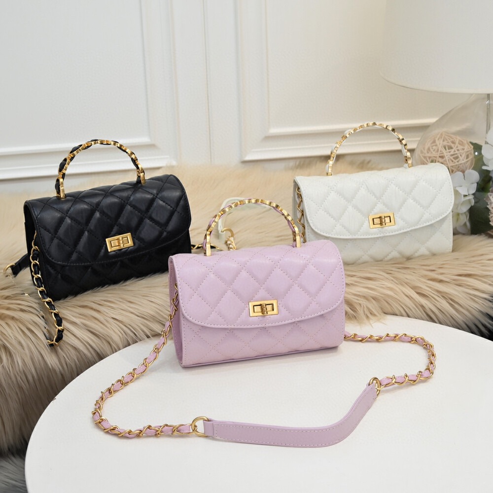 Trendy Chic Quilted Sheepskin Crossbody Handbag Retro Versatile