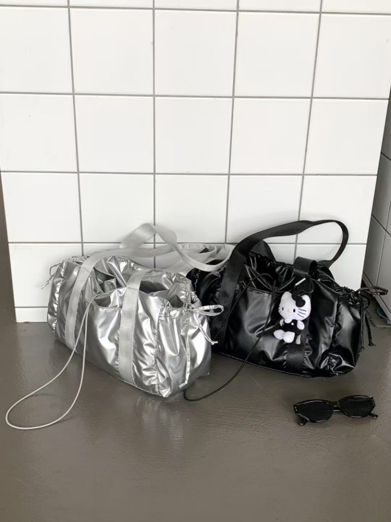 2025 New Fashion Nylon Waterproof Handbag Large Capacity Travel Bag Trendy Shoulder Tote Bag