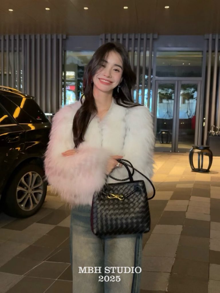 MBH Top-Grain Leather Handwoven Tote Bag with Metal Rope Buckle and Bow