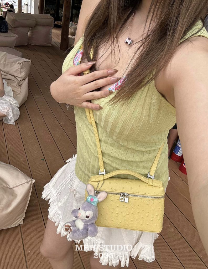 MBH 2025 Spring Top Grain Leather Ostrich LP19 Box Bag Handbag Crossbody with Shoulder Strap